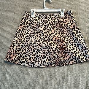Adorable cheetah mini skirt